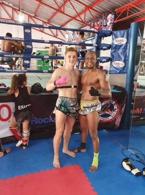 Team Boom — Stage en Thaïlande (IMG_6423)